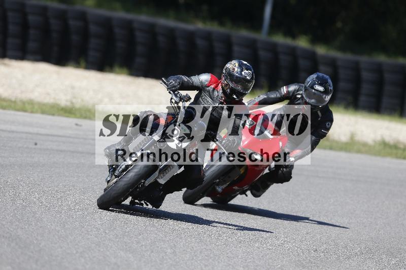 /48 25.08.2025 Cornu Master School ADR/gruen-vert/94